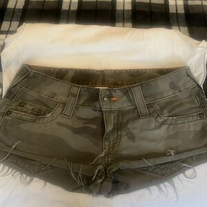 True Religion Como Shorts